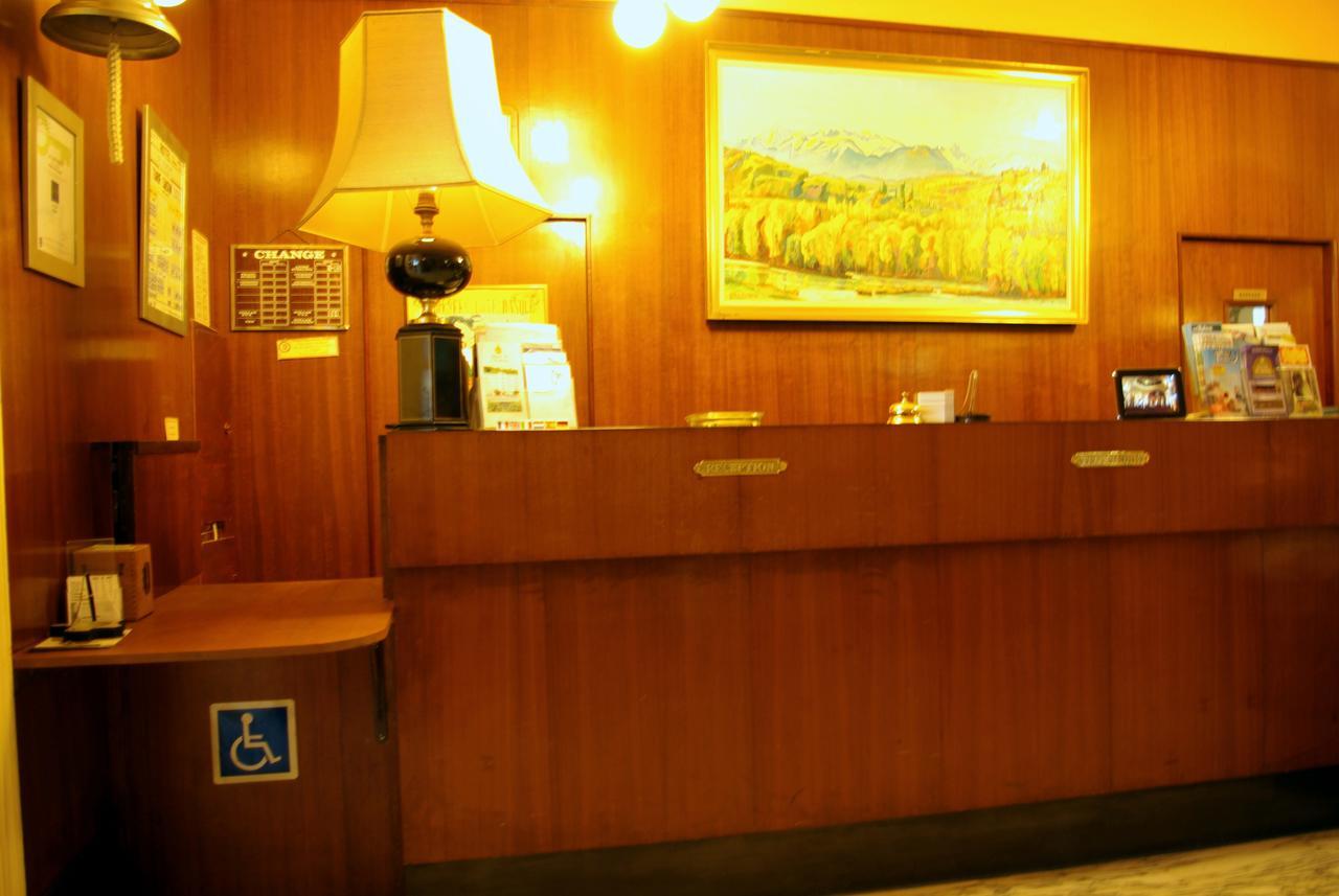 Hotel De L'Europe Lourdes Bagian luar foto