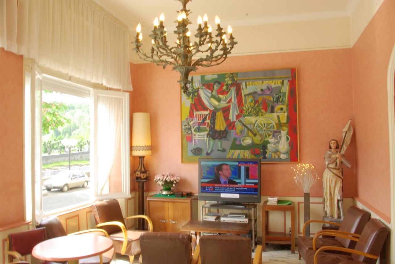 Hotel De L'Europe Lourdes Bagian luar foto